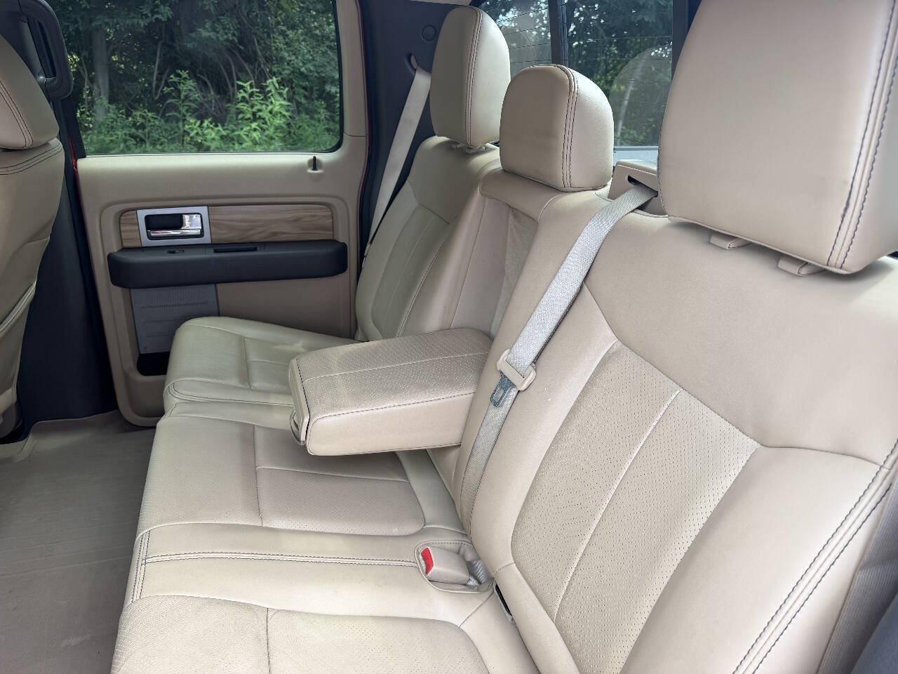 Used 2011 Ford F150 Lariat w/ Lariat Chrome Pkg AWD/4WD image 14