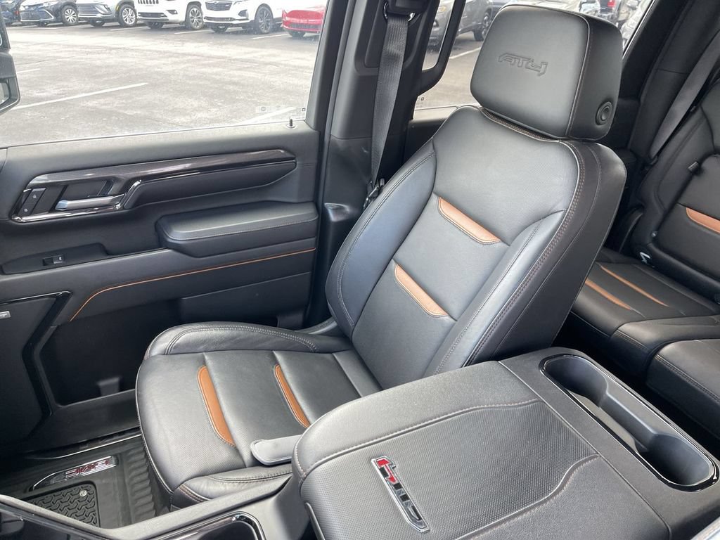 Used 2024 GMC Sierra 2500 AT4 w/ AT4 Premium Plus Package AWD/4WD image 24