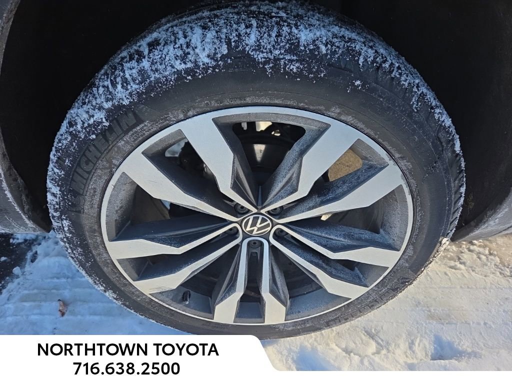 Used 2021 Volkswagen Atlas SEL Premium image 8