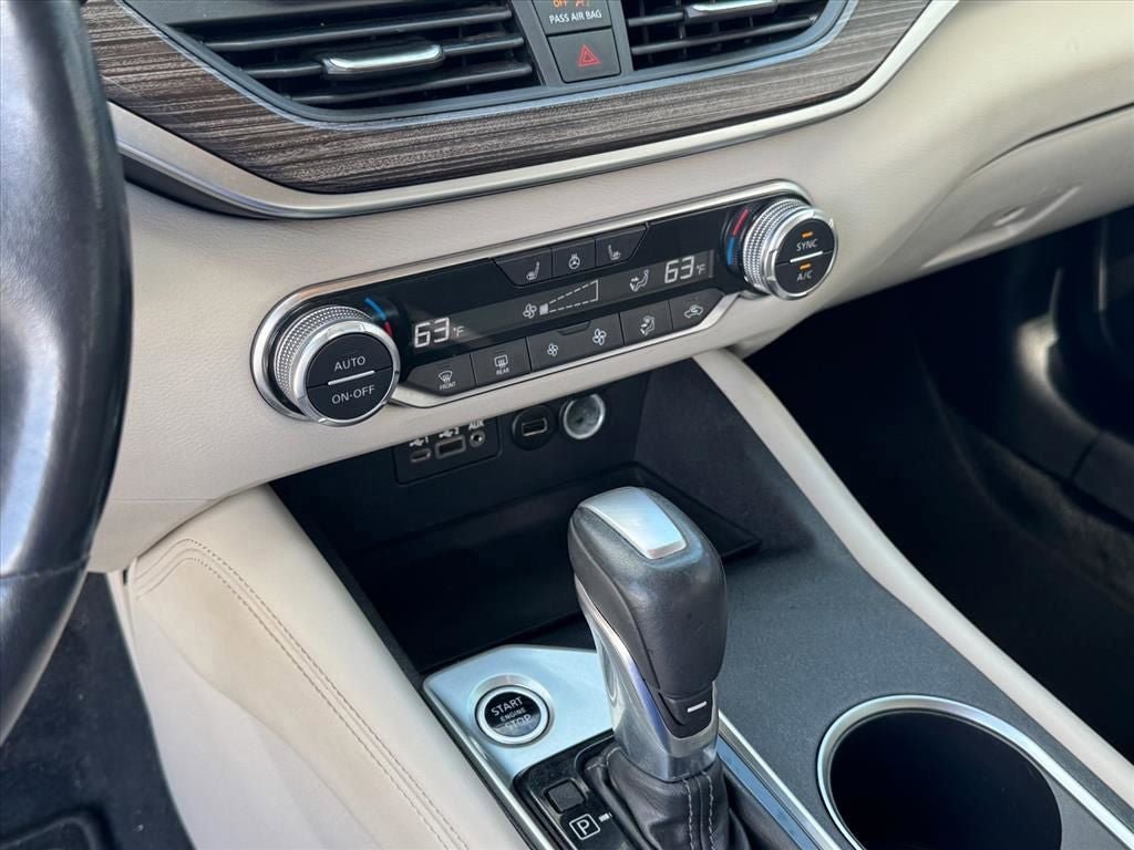 Used 2019 Nissan Altima 2.5 Platinum AWD/4WD image 26