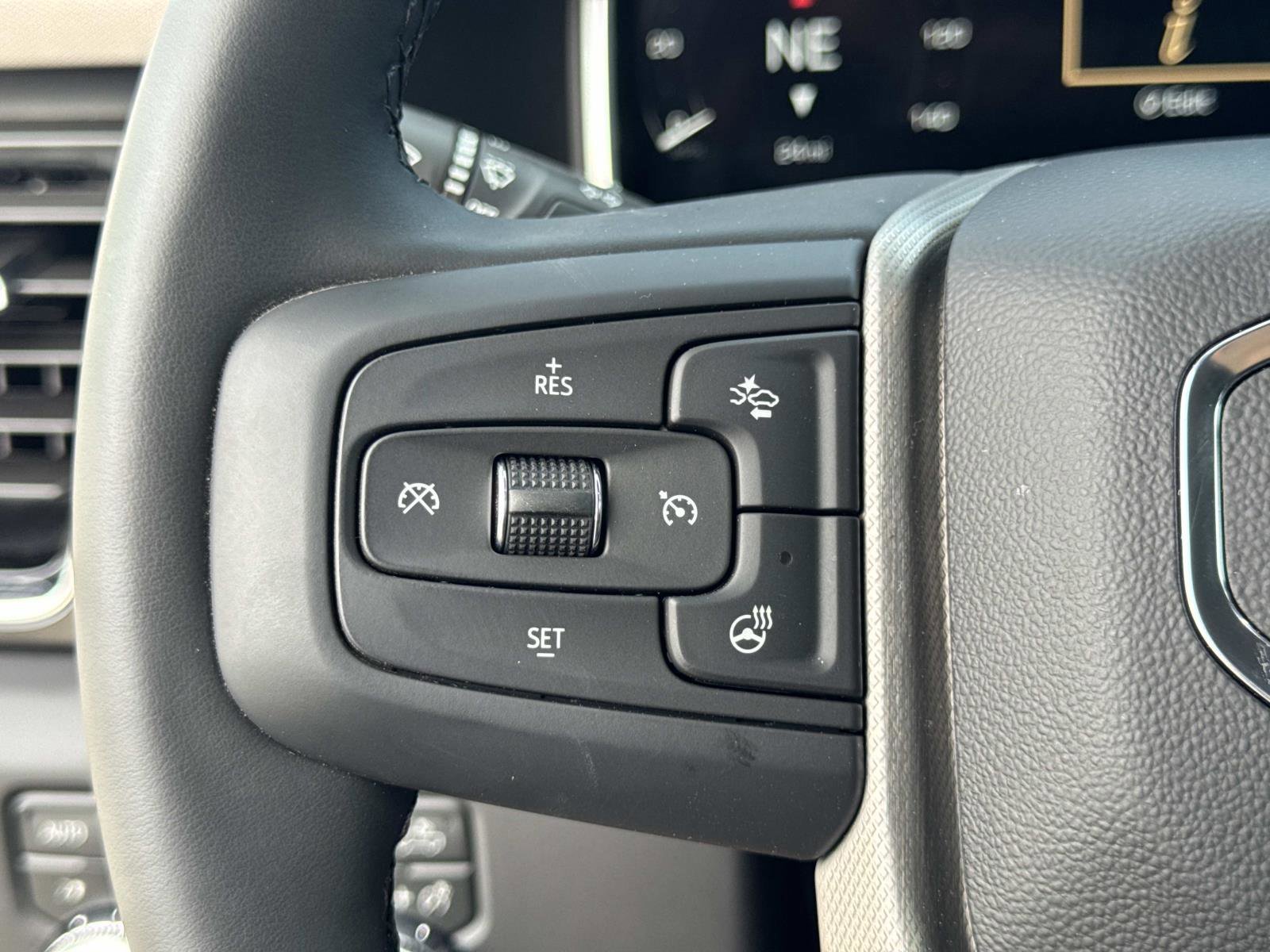 New 2026 GMC Sierra 2500 Denali w/ Denali Reserve Package image 11