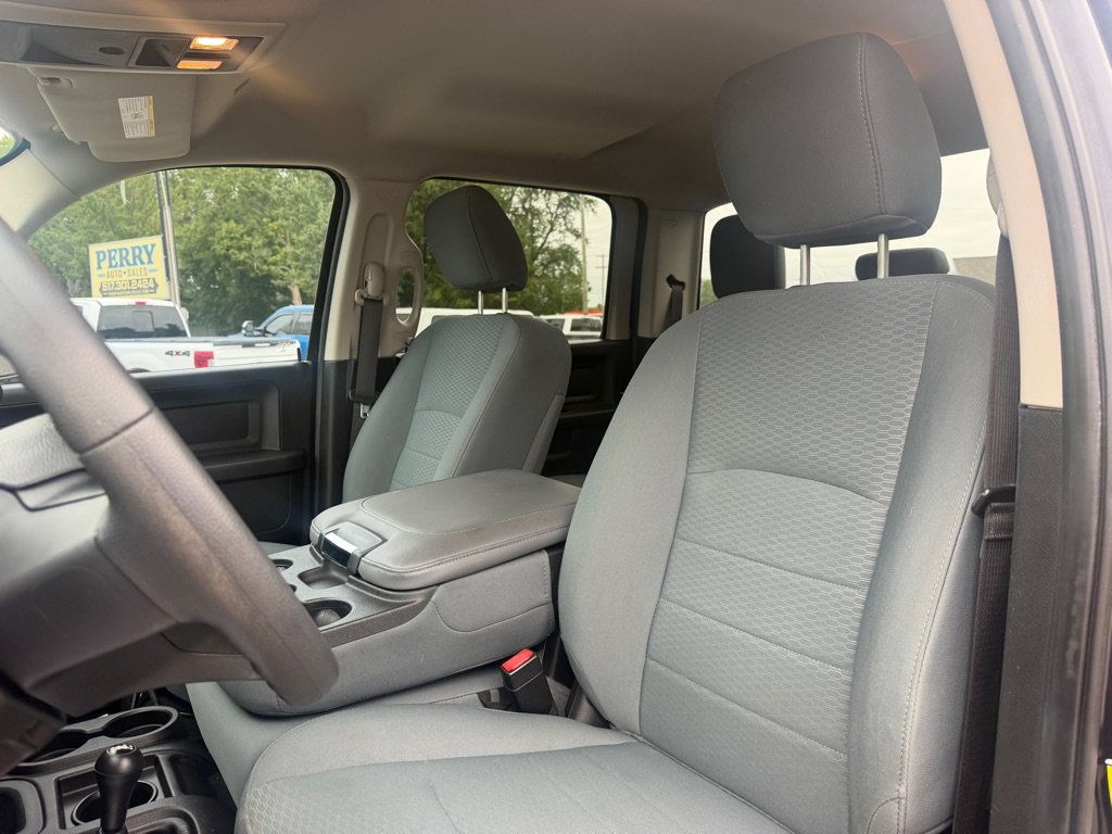 Used 2018 RAM 2500 Tradesman w/ Chrome Appearance Group AWD/4WD image 24