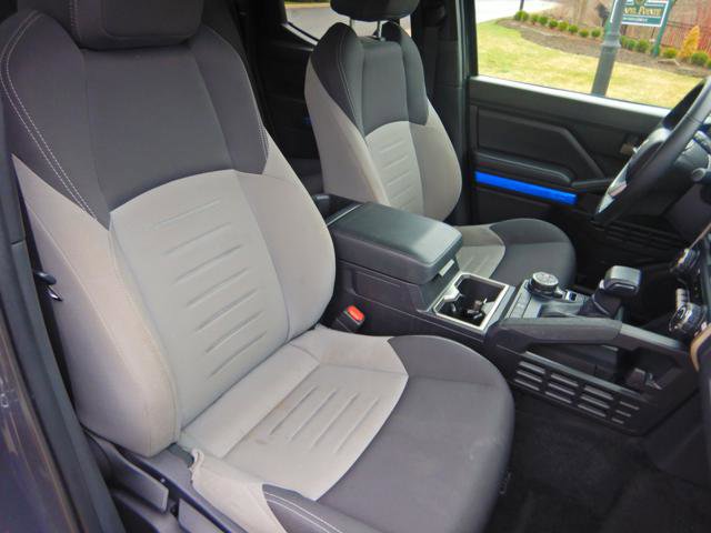 Used 2025 Toyota Tacoma TRD Off-Road image 17