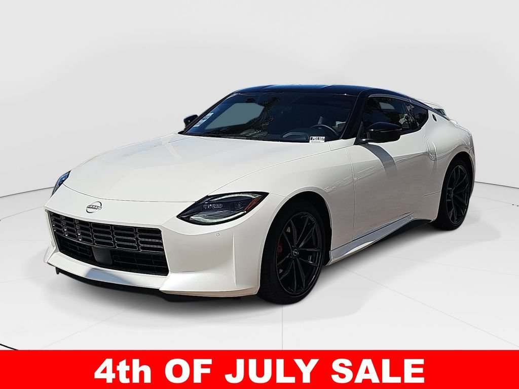 Used 2025 Nissan Z Performance w/ Floor Mat Package RWD image 7
