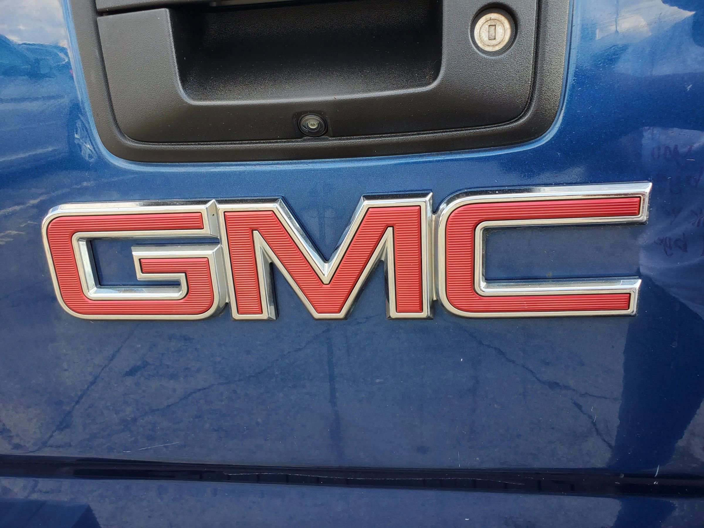 Used 2016 GMC Sierra 1500 SLE w/ SLE Value Package AWD/4WD image 9