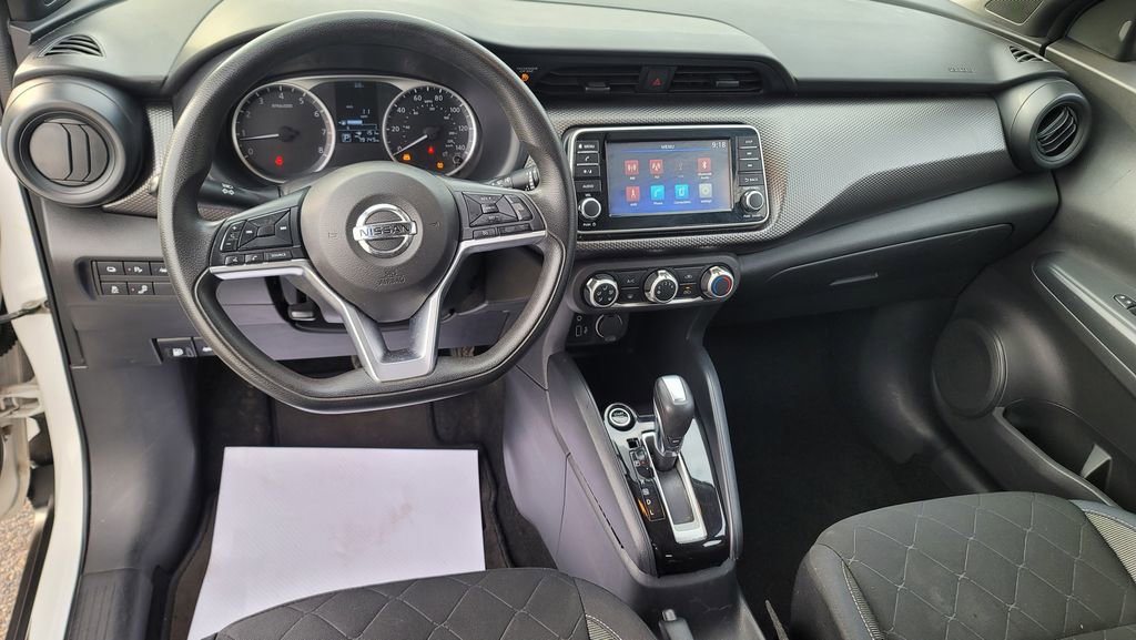 Used 2020 Nissan Kicks S image 24