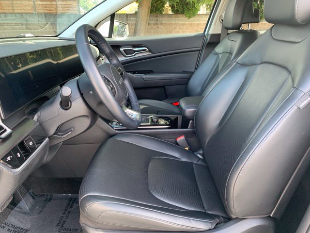 Used 2024 Kia Sportage EX AWD/4WD image 11