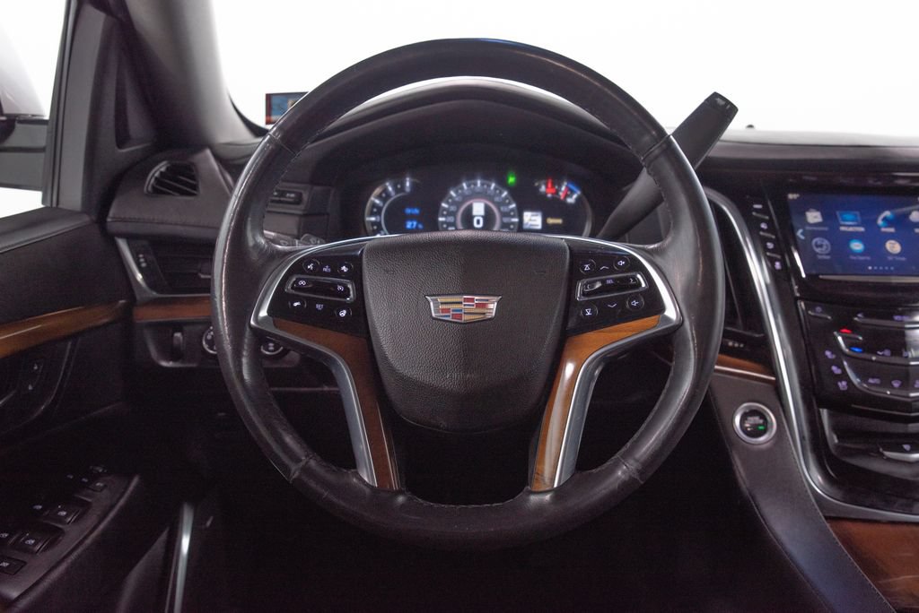 Used 2017 Cadillac Escalade ESV Premium Luxury AWD/4WD image 26