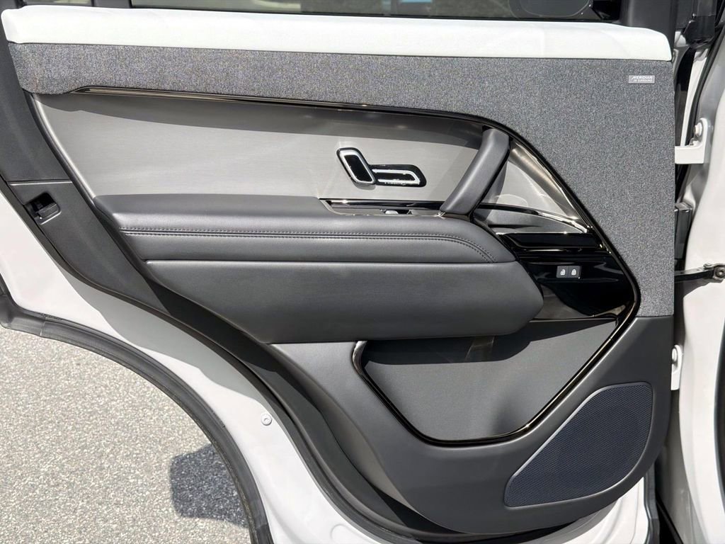 New 2026 Land Rover Range Rover Sport Dynamic SE image 10