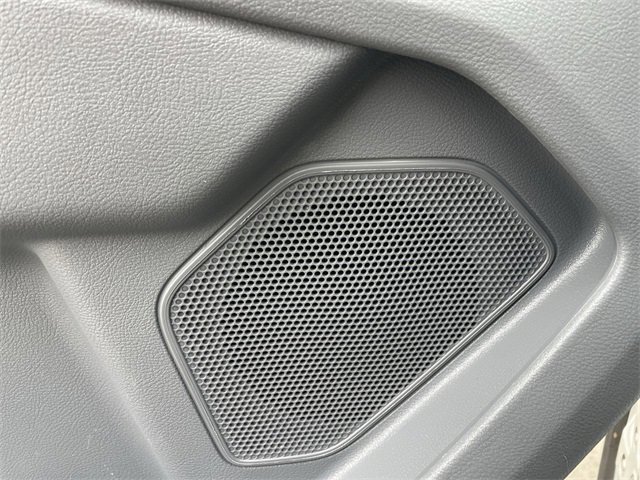 Used 2018 Ford Transit 350 XLT image 22