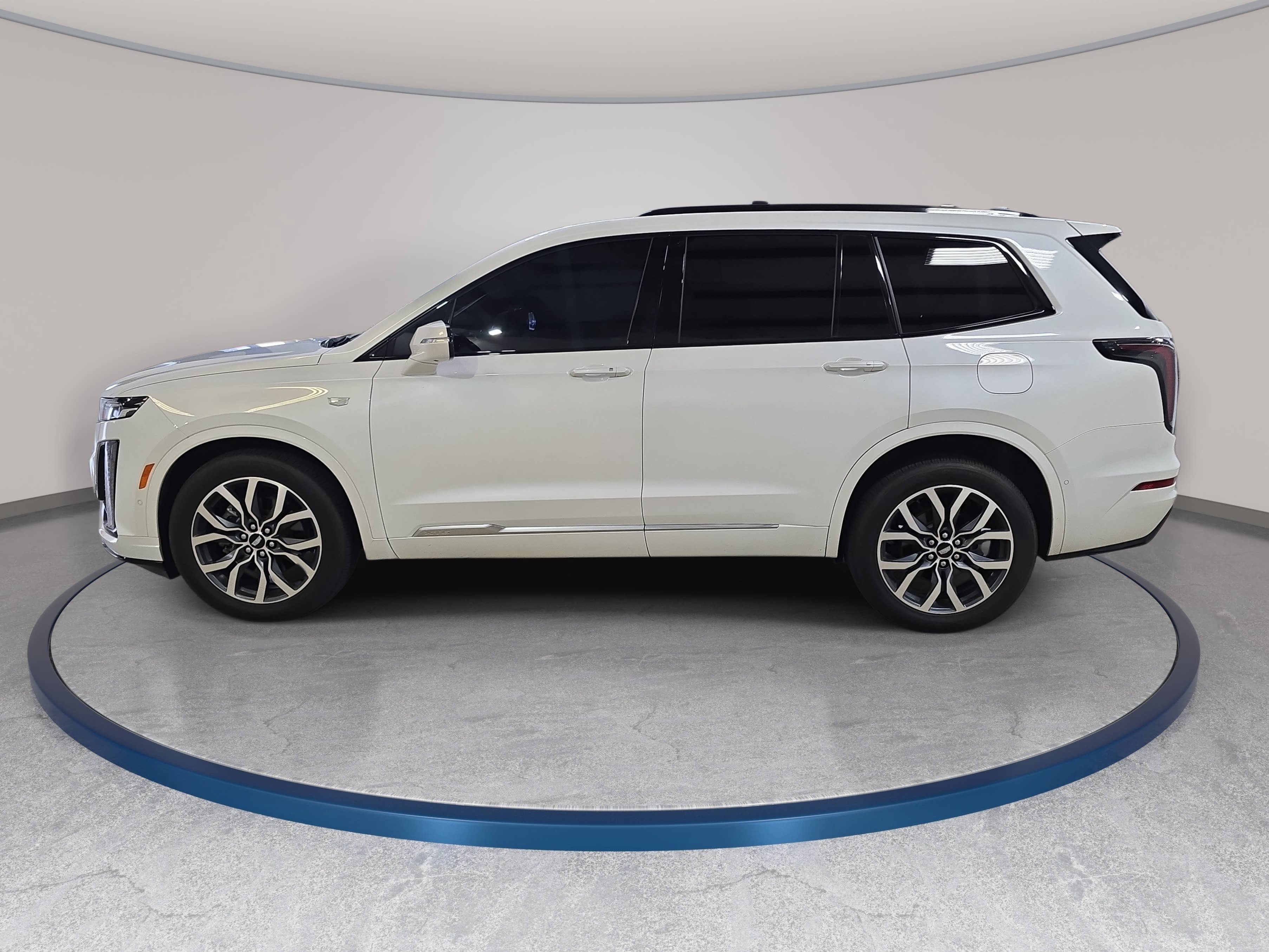 Used 2021 Cadillac XT6 Sport AWD/4WD image 9