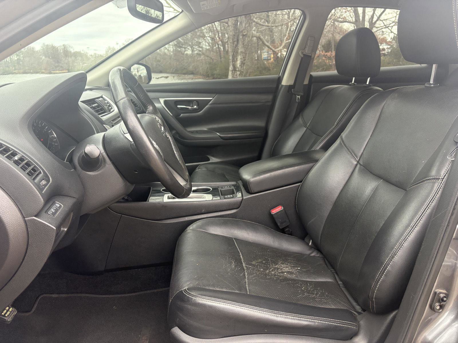 Used 2016 Nissan Altima 2.5 SL w/ 2.5 Technology Package image 15