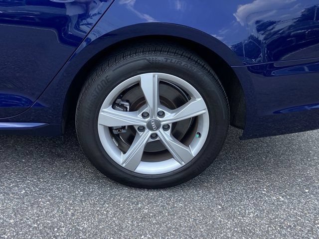 Used 2019 Audi A4 2.0T Premium w/ Convenience Package AWD/4WD image 12