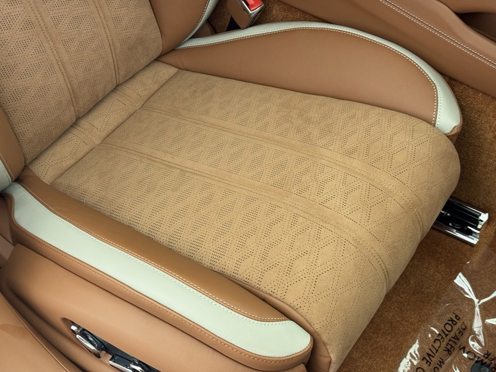 New 2026 Bentley Flying Spur Plug-In Hybrid image 83