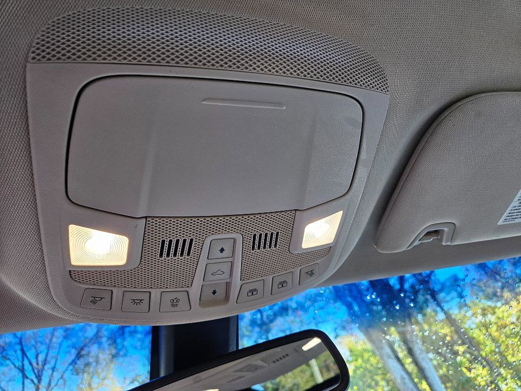 Used 2016 Lincoln MKX Reserve w/ Technology Package AWD/4WD image 54