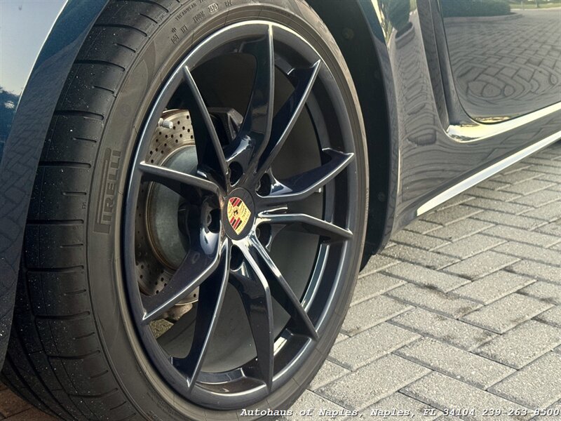 Used 2017 Porsche 718 Cayman RWD image 16