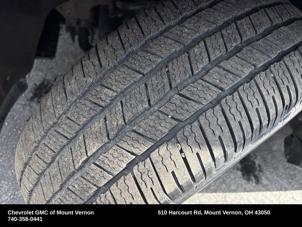 Used 2023 Cadillac Escalade Premium Luxury w/ LPO, Illumination Package image 30