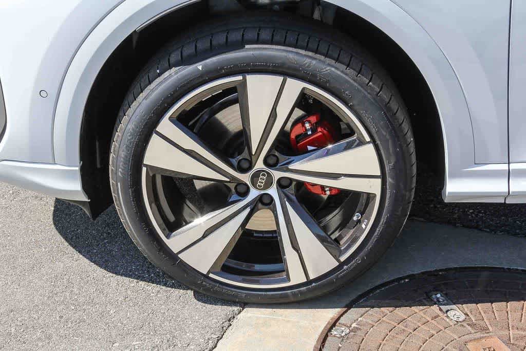New 2025 Audi SQ5 Premium Plus AWD/4WD image 9