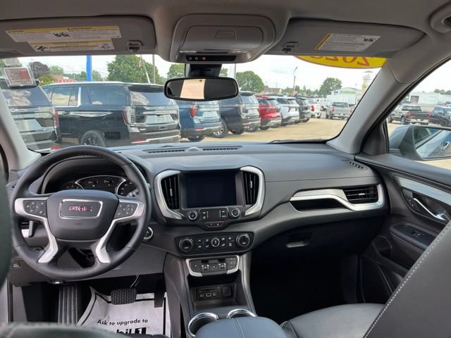 Used 2023 GMC Terrain SLT AWD/4WD image 9