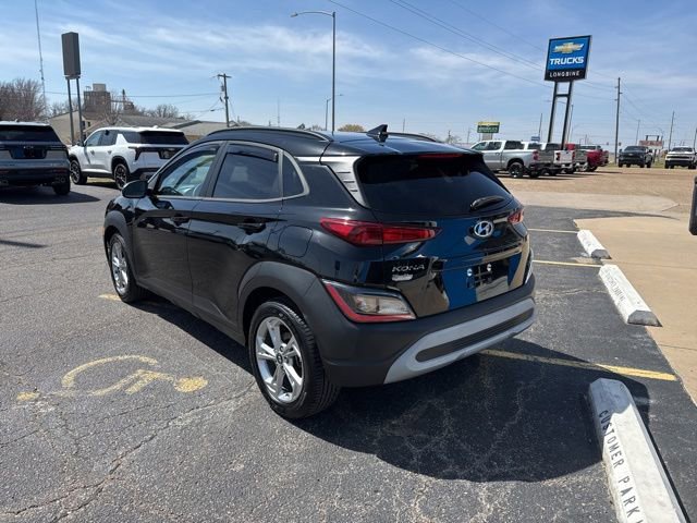 Used 2023 Hyundai Kona SEL w/ Cargo Package FWD image 5