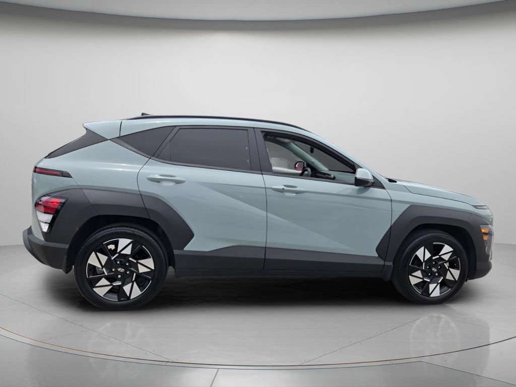 Certified 2024 Hyundai Kona SEL FWD image 4