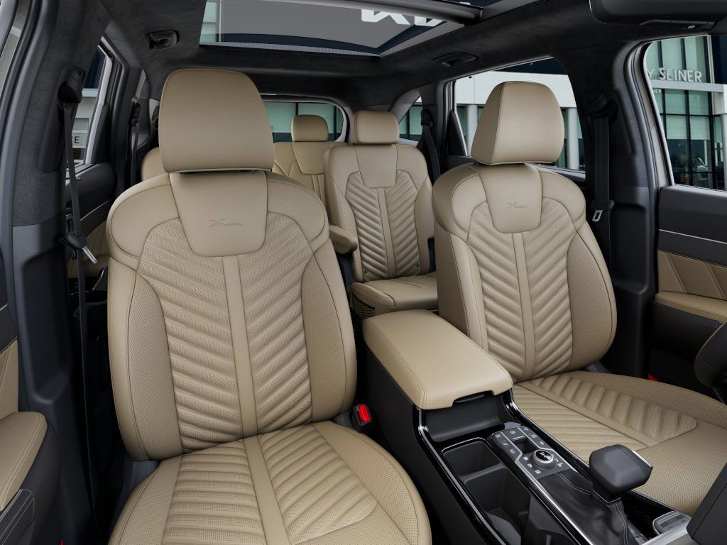 New 2026 Kia Sorento SX Prestige w/ Olive Brown Leather Package image 16