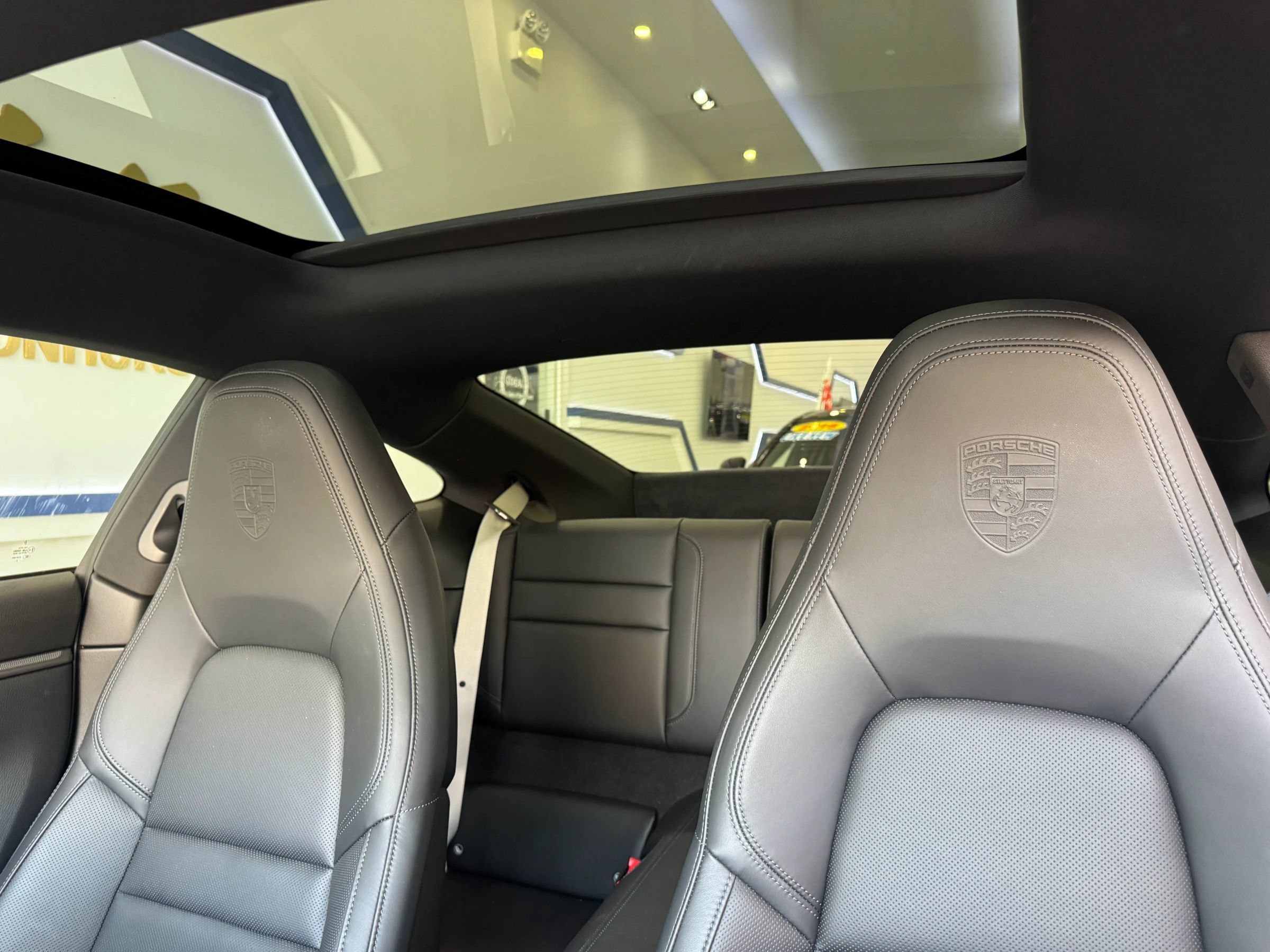 Used 2024 Porsche 911 Carrera S RWD image 21