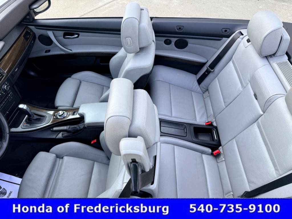 Used 2012 BMW 335i Convertible RWD image 23
