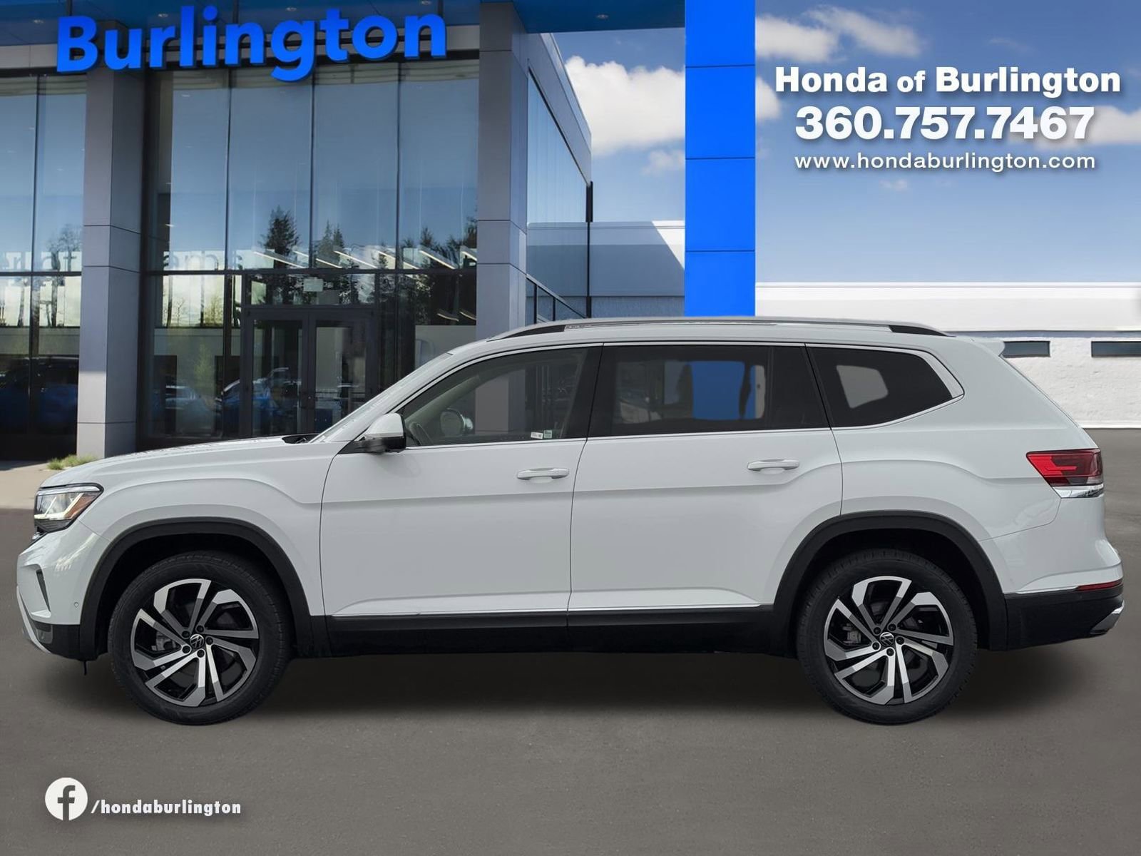 Used 2021 Volkswagen Atlas SEL Premium w/ MDO Package (Bench Seat) image 3
