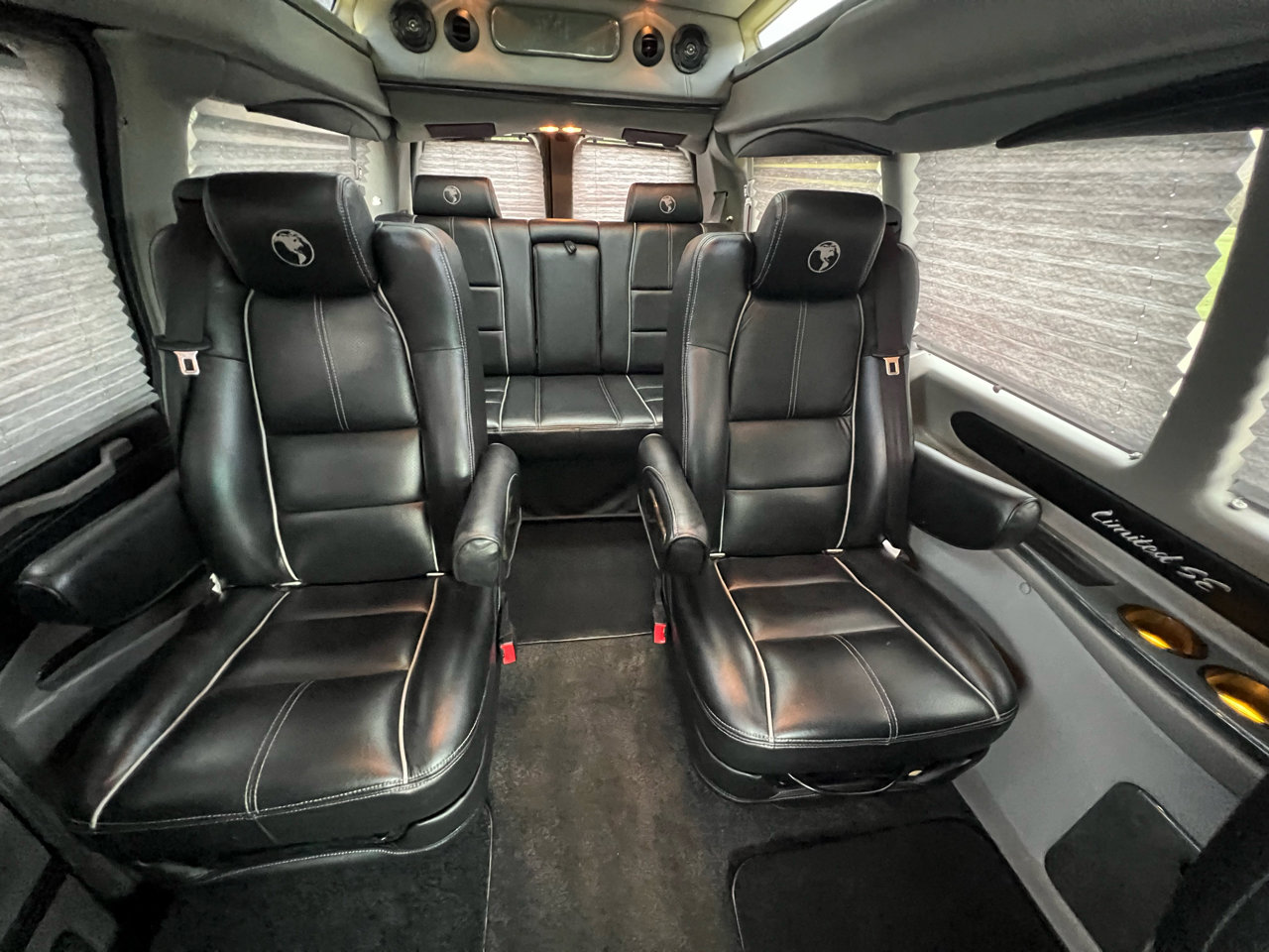 Used 2018 GMC Savana 3500 image 45