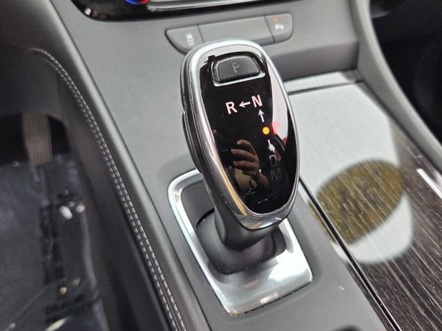 Used 2017 Buick LaCrosse Essence FWD image 24