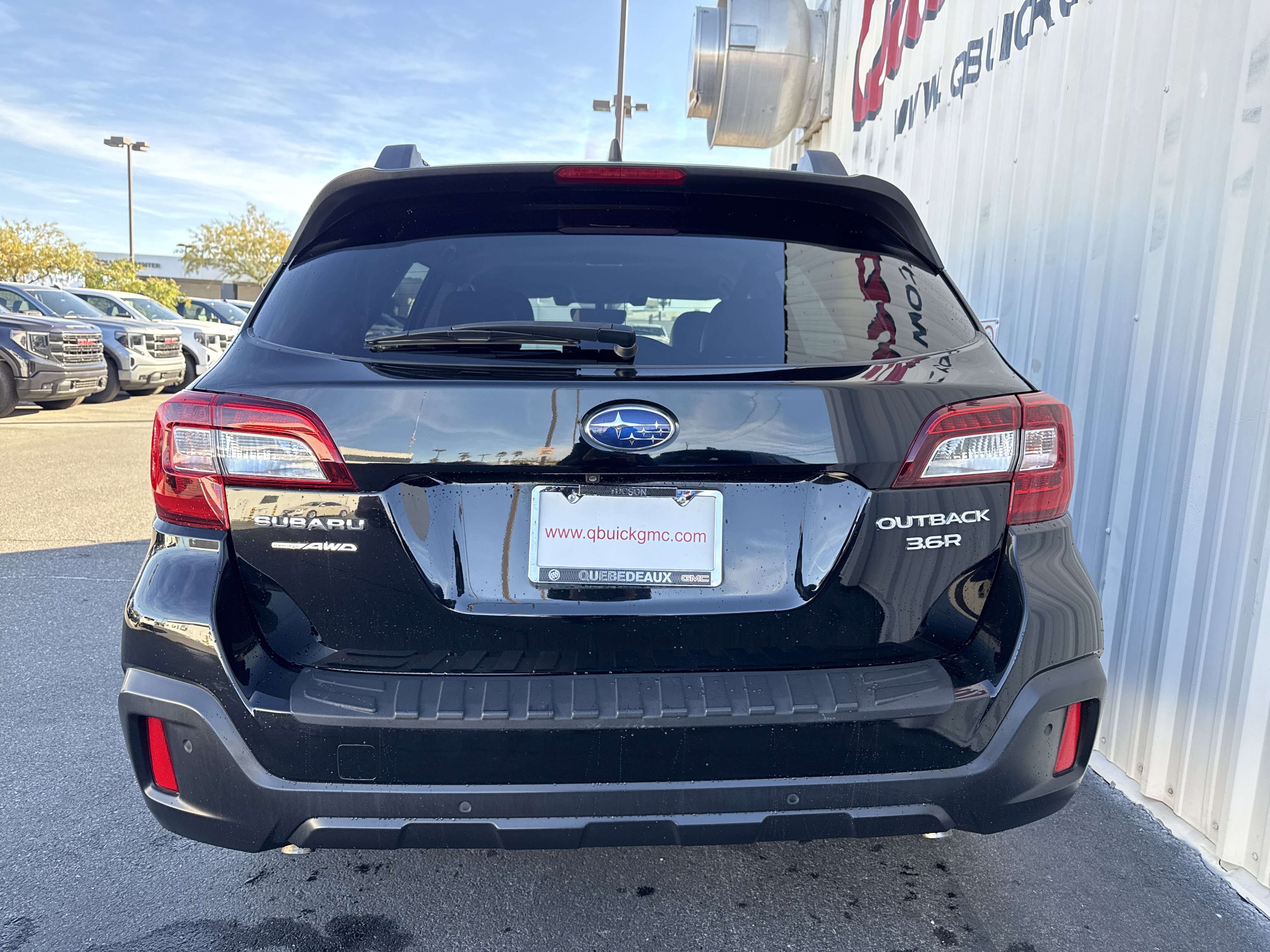 Used 2018 Subaru Outback 3.6R Limited image 8