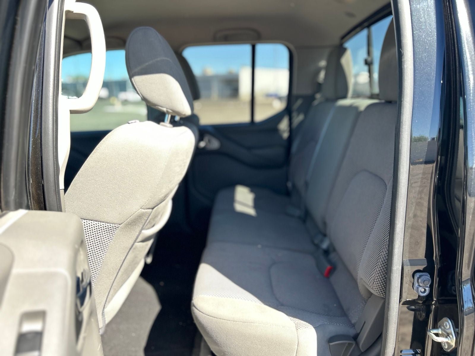 Used 2019 Nissan Frontier SV RWD image 13