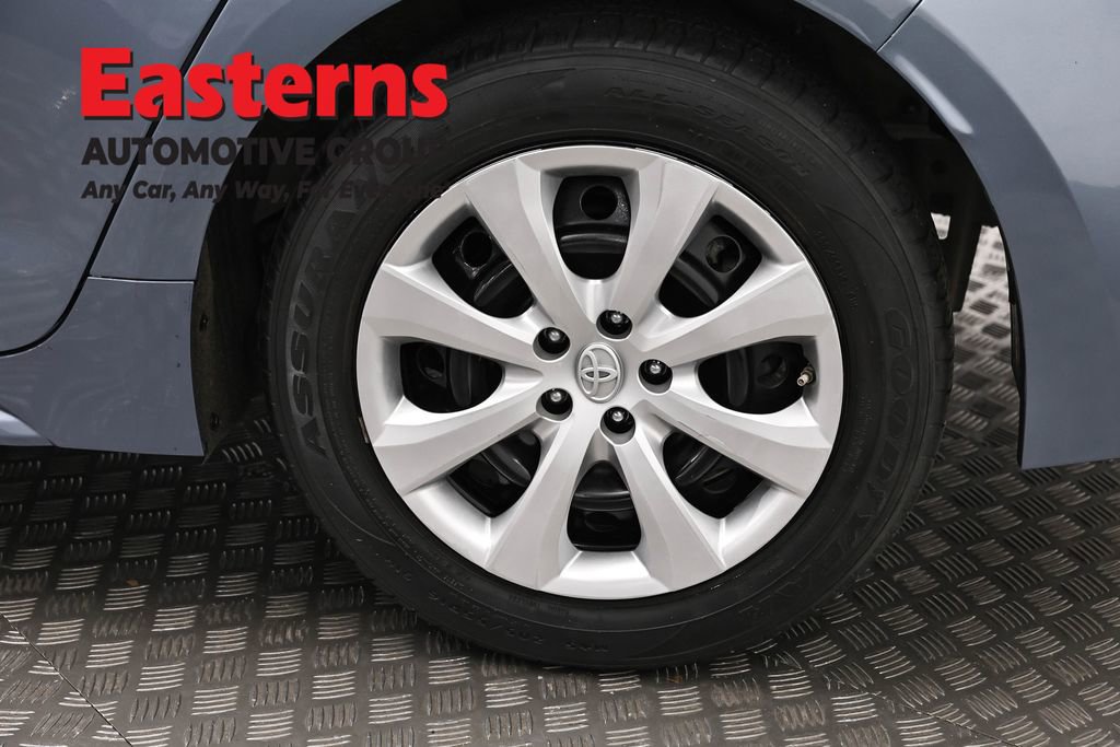 Used 2023 Toyota Corolla LE FWD image 33