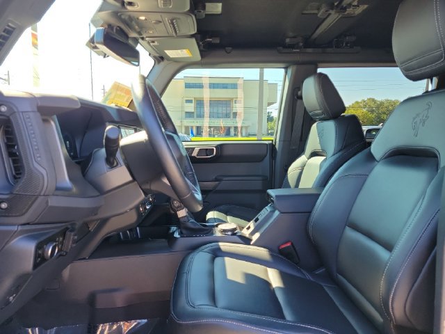 Used 2025 Ford Bronco Badlands AWD/4WD image 17