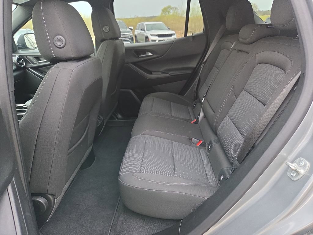 Certified 2025 Chevrolet Equinox LT FWD image 28