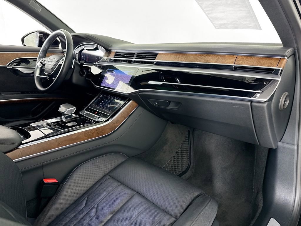 Used 2021 Audi A8 L 3.0T image 13