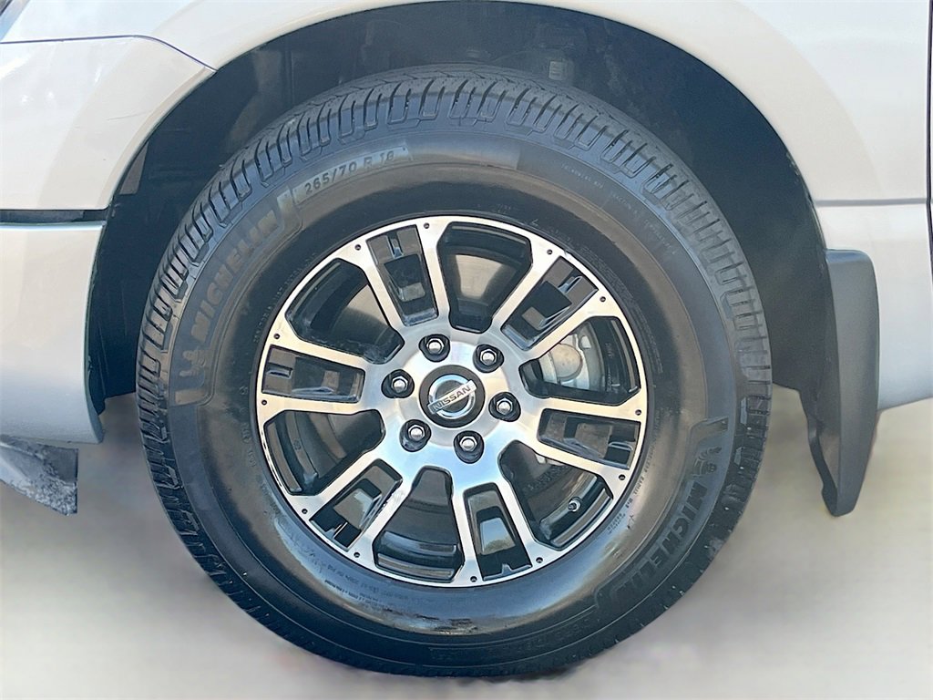 Used 2020 Nissan Titan SV w/ SV Convenience Package image 31