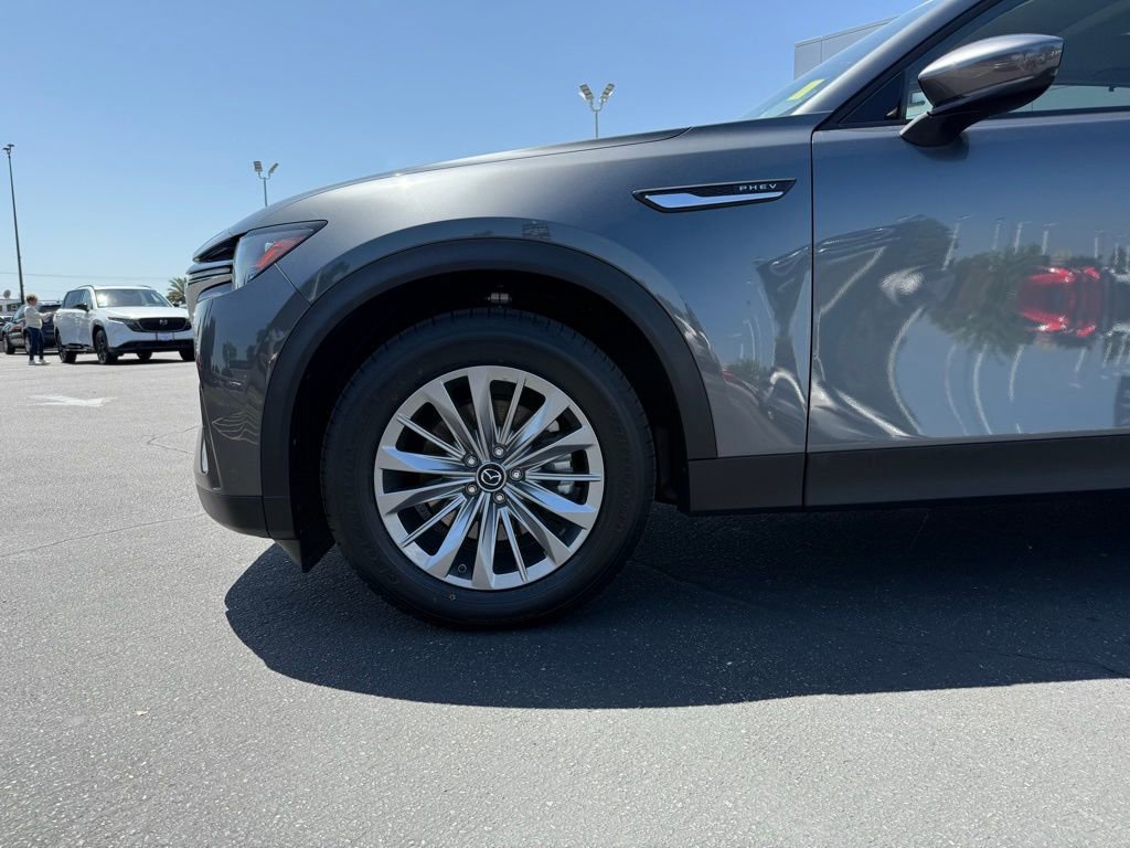 Certified 2024 MAZDA CX-90 Plug-In Hybrid w/ Preferred AWD/4WD image 5