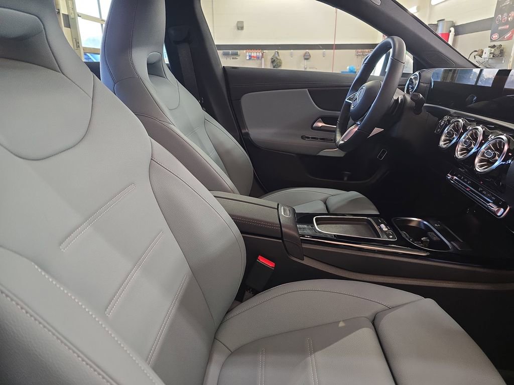 Certified 2026 Mercedes-Benz CLA 250 image 11