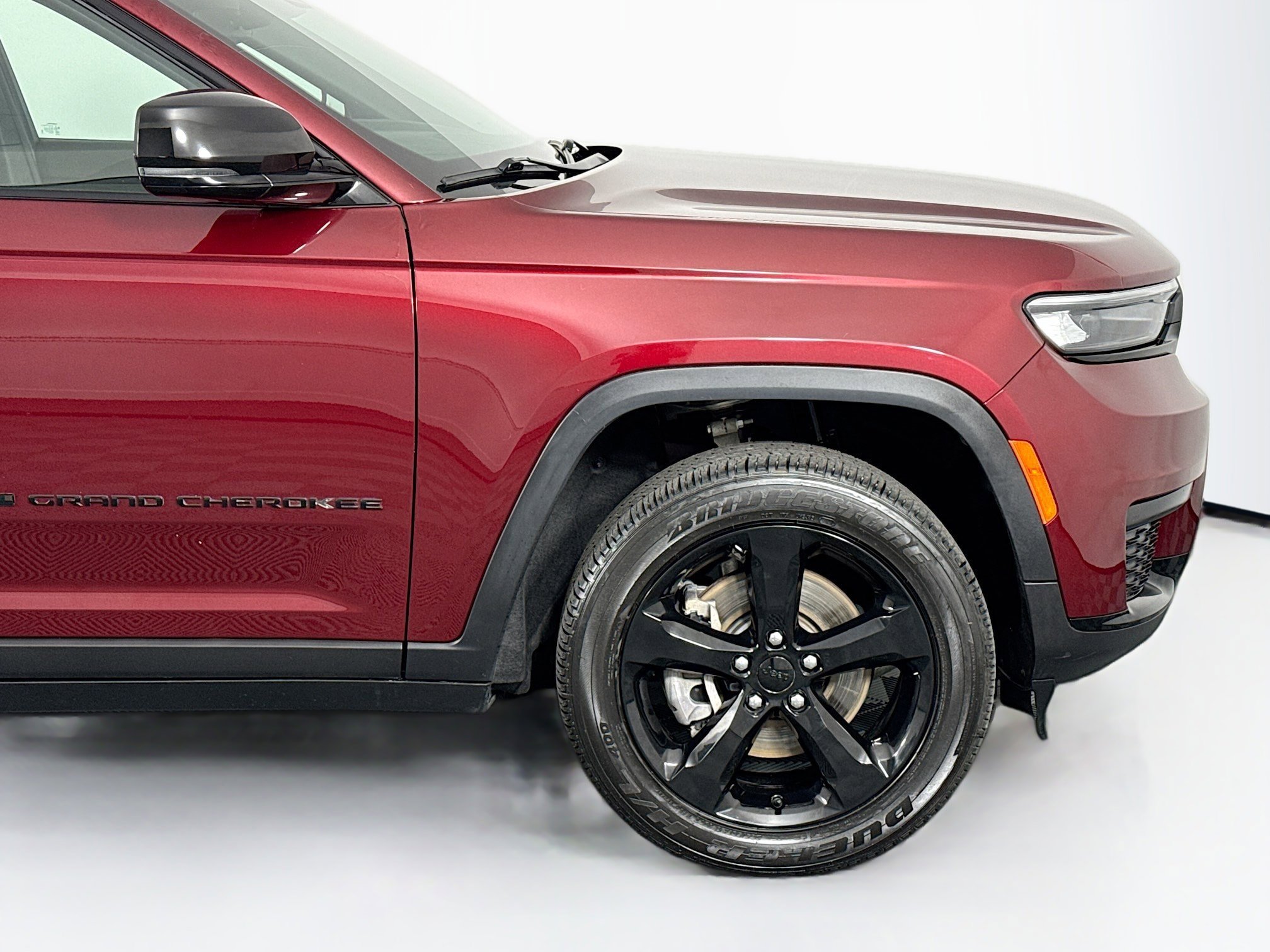 Used 2024 Jeep Grand Cherokee L Altitude AWD/4WD image 43