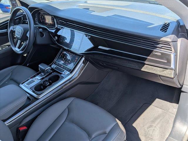Used 2019 Audi Q8 Premium Plus AWD/4WD image 24