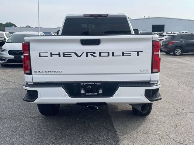 Used 2025 Chevrolet Silverado 2500 LTZ w/ Z71 Chrome Sport Edition AWD/4WD image 5