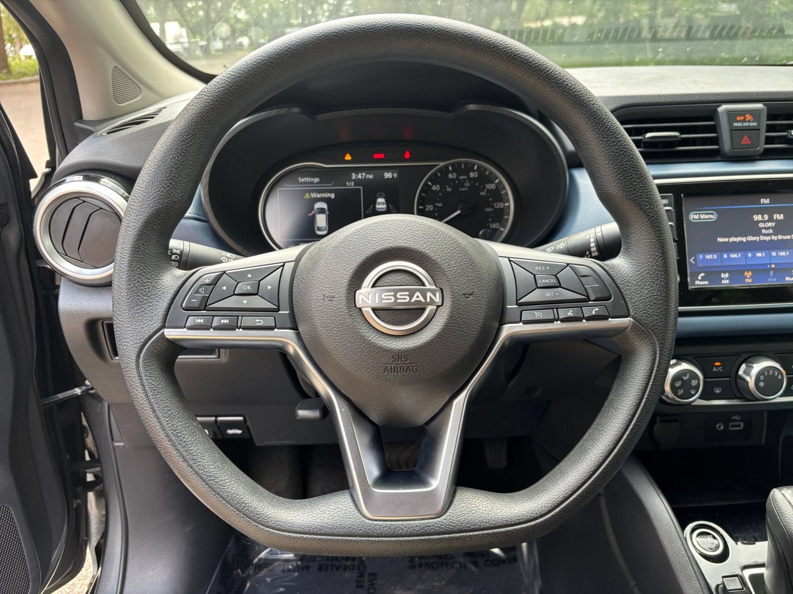 Used 2025 Nissan Versa SV FWD image 25