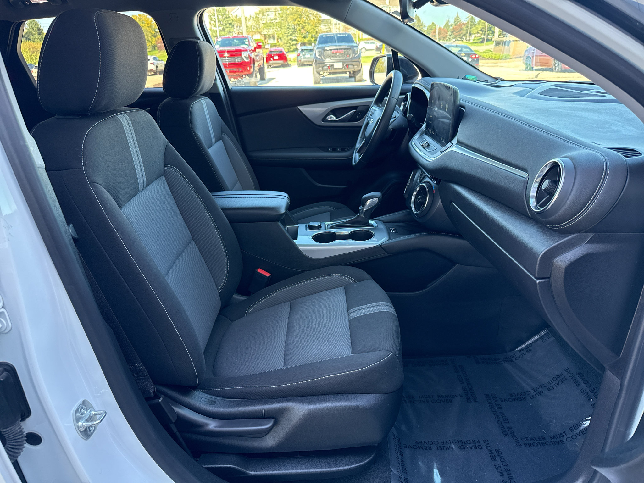 Used 2025 Chevrolet Blazer LT w/ Convenience Package FWD image 37