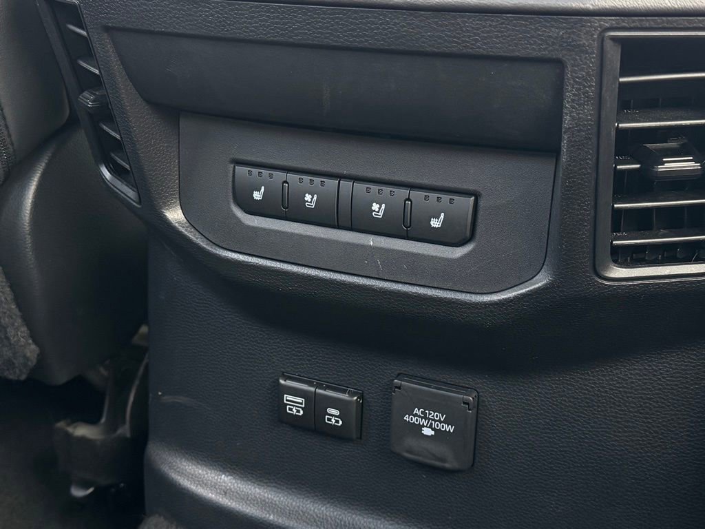 Used 2023 Toyota Tundra Platinum image 28