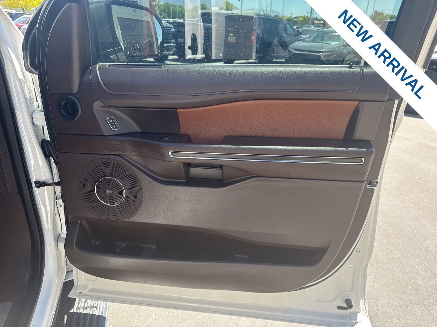 Used 2024 Ford Expedition Max King Ranch AWD/4WD image 9
