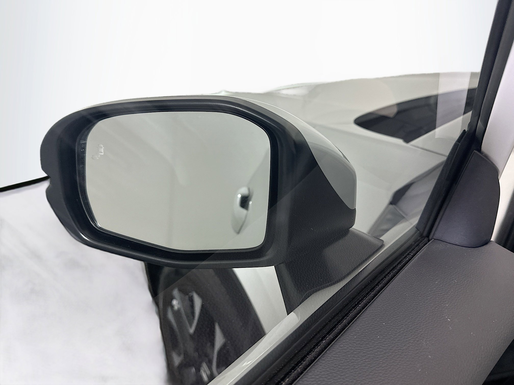 Used 2026 Honda HR-V EX-L image 16