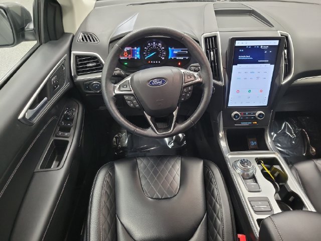 Certified 2024 Ford Edge Titanium AWD/4WD image 14