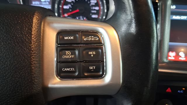 Used 2011 Dodge Charger R/T RWD image 34